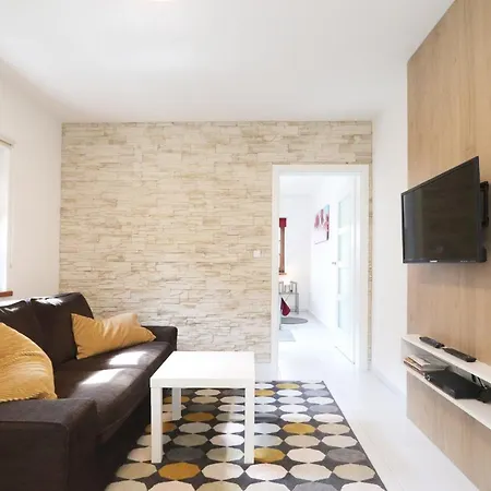 Daisy Posazavi - Rekreacni Blizko Prahy * Bohuliby