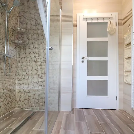 Daisy Posazavi - Rekreacni Blizko Prahy بيت للعطل *