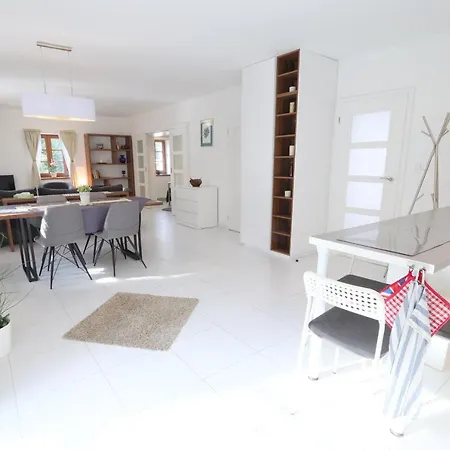 Daisy Posazavi - Rekreacni Blizko Prahy * Bohuliby